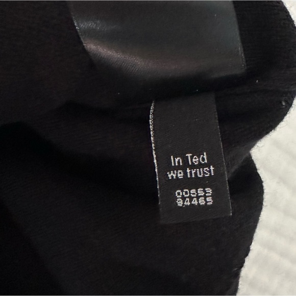 Ted Baker Top with Frenchie Bulldog - US 6 - Picture 9 of 9